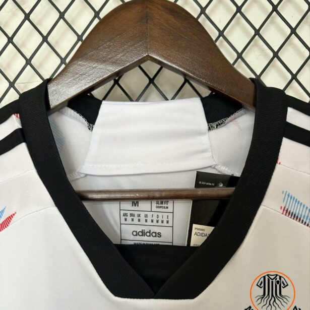 Miniatura de Camisa Futebol Seleção da Japão – Modelo Edição Supra Car