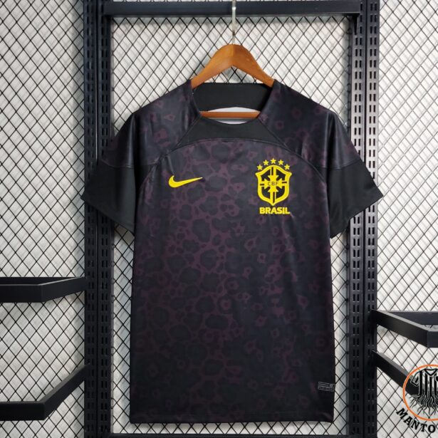 Camisa Futebol Seleção Brasileira - Preta - Retro